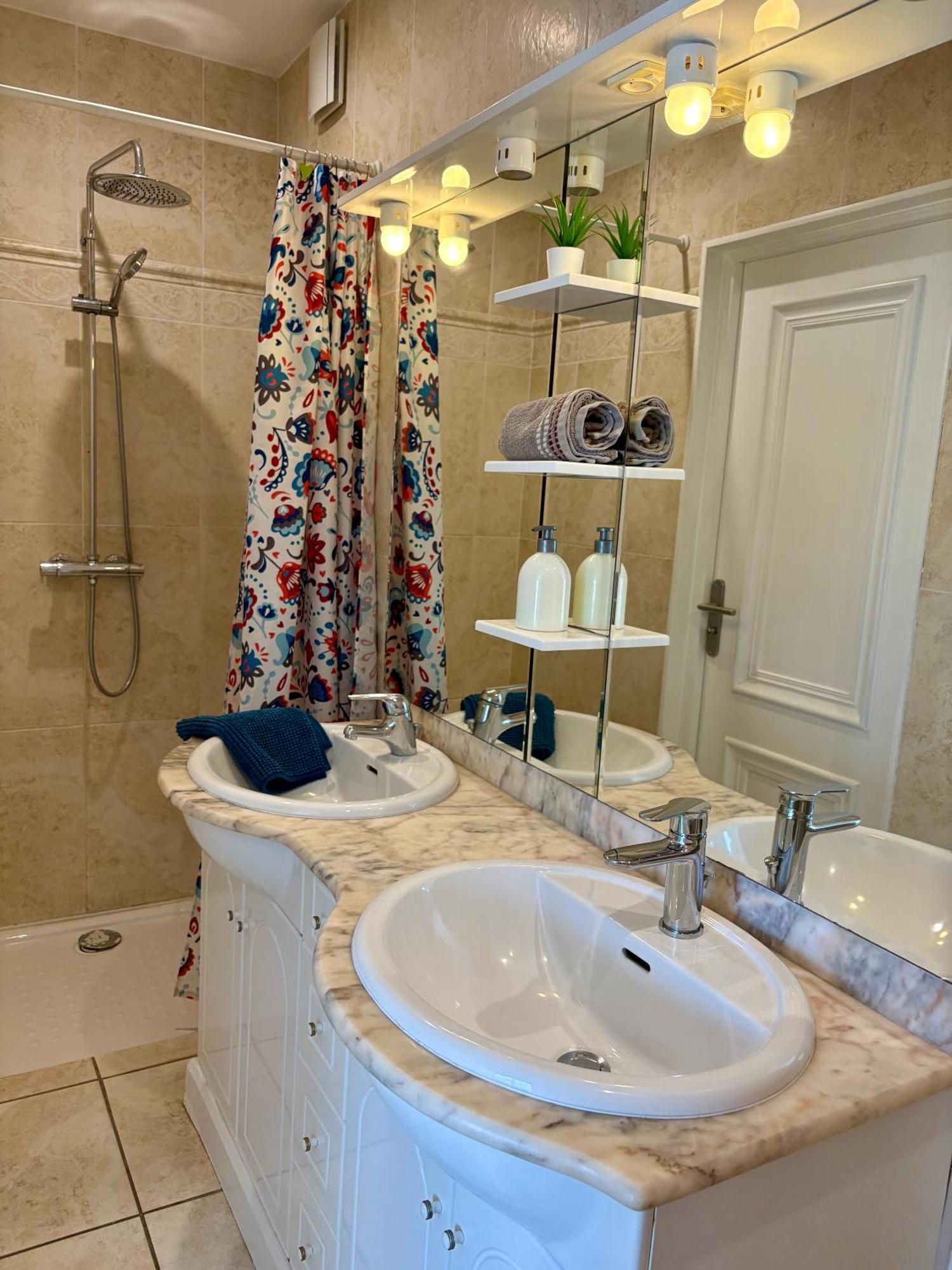 Saint-Fortunat-sur-Eyrieux Domaine Les Buis Bed & Breakfast エクステリア 写真
